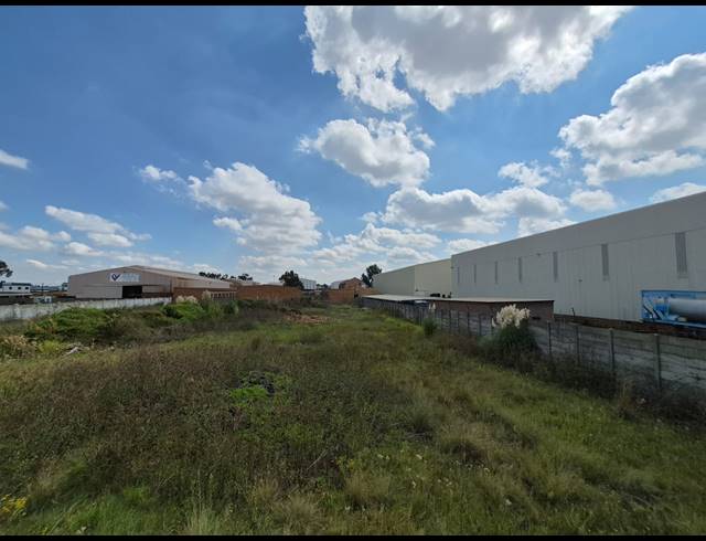 4,050M² VACANT LAND FOR SALE IN VAALPARK